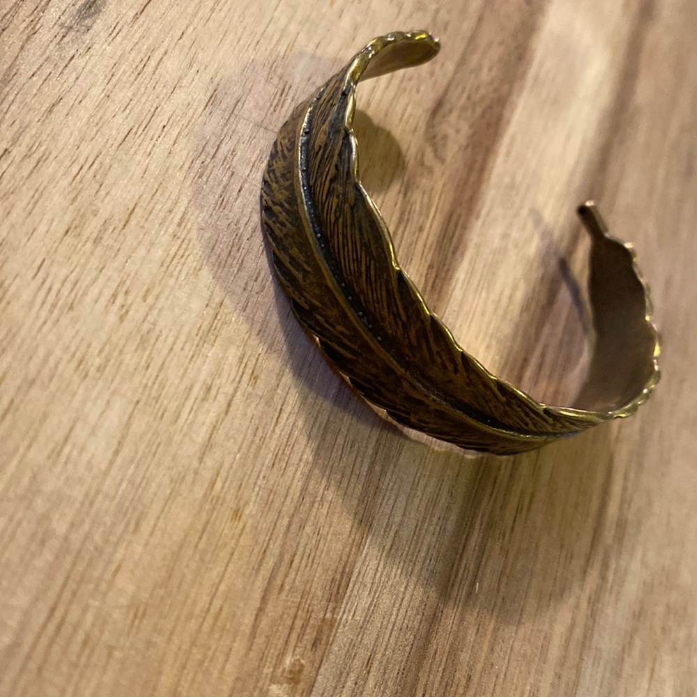 Metal Feather Bracelet Cuff Style
